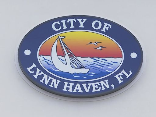 City of Lynn Haven handing out sandbags