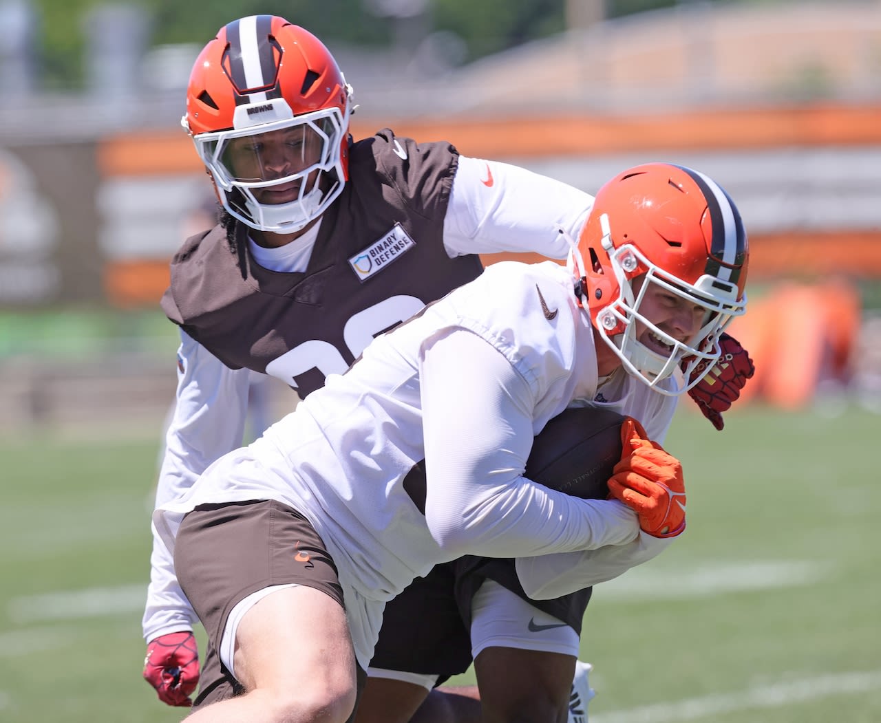 What does the Browns’ linebacker depth chart look like? (video)