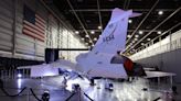 La NASA abre la puerta a la aviación supersónica silenciosa con el avión experimental X-59