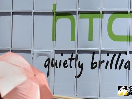 HTC關最後一間店！最強手機不只蝴蝶機 眾狂讚這系列：顛峰之作