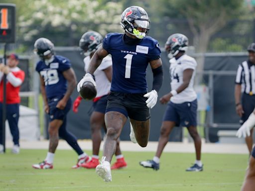 Texans’ Stefon Diggs pushes back against Super Bowl talk in first comments since Buffalo trade