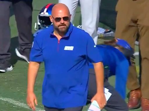 Brian Daboll Smashed His Headset After Giants Ugly Loss to Commanders