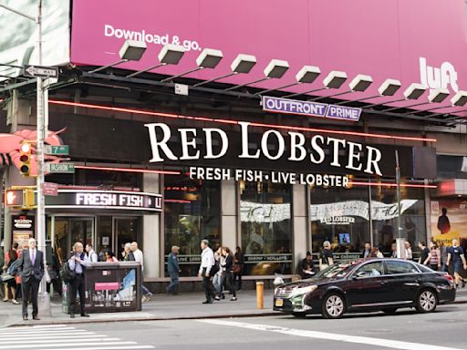 Red Lobster could close more than 100 additional restaurants if it can't renegotiate leases