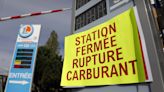 Francia comienza a obligar a trabajar a empleados de sector energético por la crisis de carburantes
