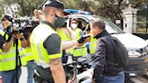 Las redes arden con este post visto en Social Drive: la Guardia Civil multa a un motero por caerse en moto