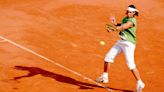 The shirt that Rafael Nadal wore when he won his first Roland Garros in 2005 is up for auction | Tennis.com