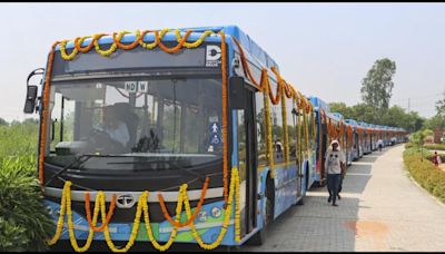 Delhi gets 320 more e-buses