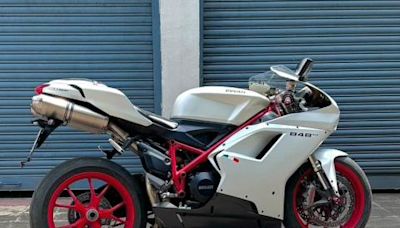 My 13 year old Ducati 848 EVO Corse: Ride after monsoon hibernation | Team-BHP