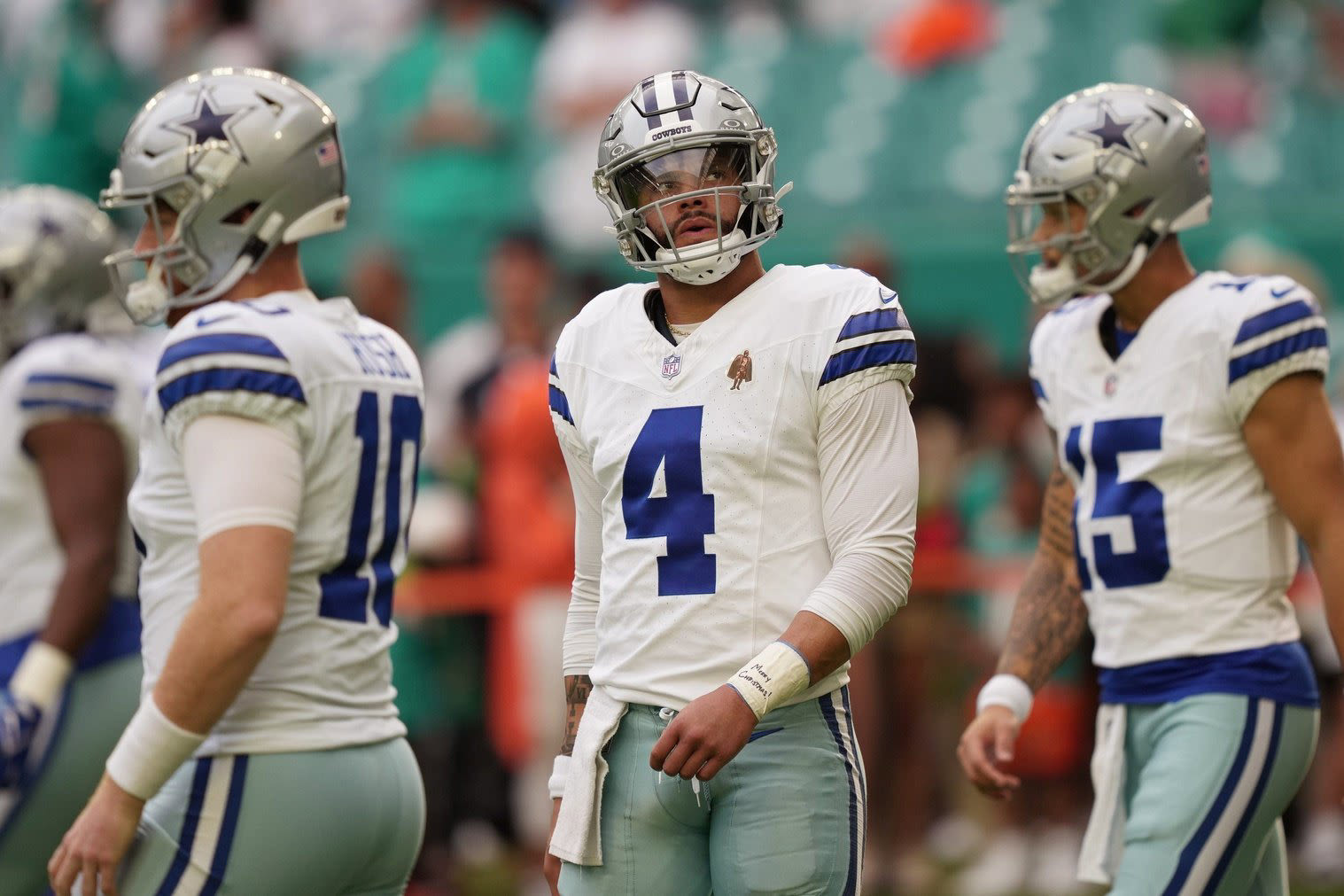 1 Player Who Needs a Change of Scenery on All 32 NFL Teams: Dak Prescott, Davante Adams, and Others