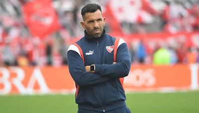 La drástica decisión que tomó Carlos Tevez con el plantel de Independiente tras quedar afuera de la Copa de la Liga