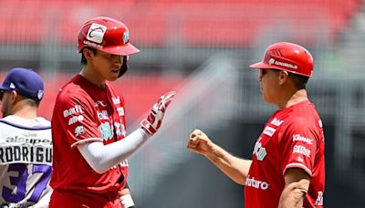 Los Diablos Rojos del México debutan a dos peloteros de 16 años en LMB