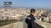 Acuchillan a un hombre en Alicante para robarle el patinete que había dejado fuera de una tienda