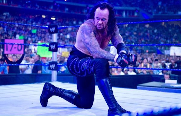 The Undertaker On Autograph Seekers Hounding Wrestlers At Airports: ‘That Sh*t Drives Me Absolutely Crazy’