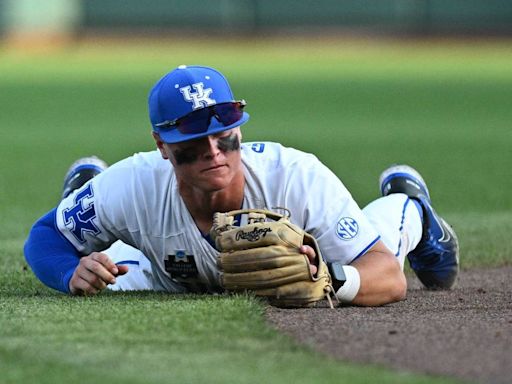 UK baseball faces College World Series elimination after offense shut down by Texas A&M