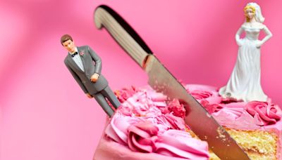 Don't Roll Your Eyes, Divorce Registries Are Actually A Good Idea