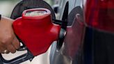 Average gas prices remain the same as a week ago as summer nears