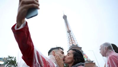 Desfile en el Sena, Lady Gaga y la lluvia marcan ceremonia de apertura de Juegos de París