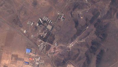 Exclusive-Satellite photos show Iran expanding missile production, sources say