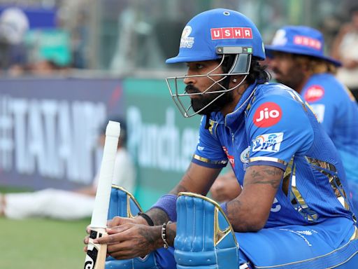 AB de Villiers Clarifies "Not Genuine, Ego Driven" Remark On Hardik Pandya Amid Captaincy Row | Cricket News