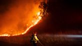 Evacúan localidad de Nuevo México ante voraz incendio forestal