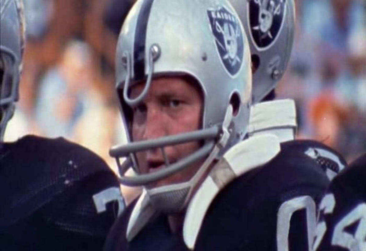 Raiders Legend and Hall of Fame Inductee Jim Otto Passes away at 86