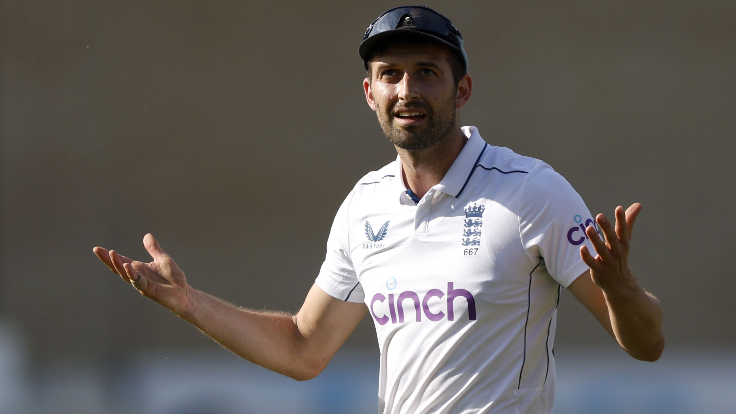 Mark Wood wicketless despite record-breaking barrage as West Indies fight back