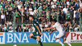 Sarmiento - Argentinos: Lucas Melano convirtió el gol de su vida en una corrida de 80 metros para el triunfo del equipo de Damonte, por la Liga Profesional