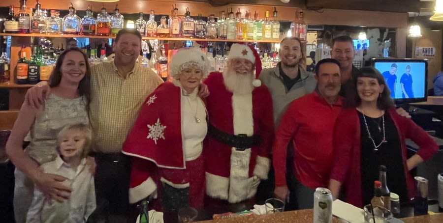 Extra Sides: Christmas Eve tradition at Simpson’s in Waupaca