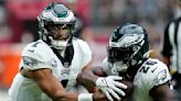 Eagles invictos ponen en juego la cima del Este ante Dallas