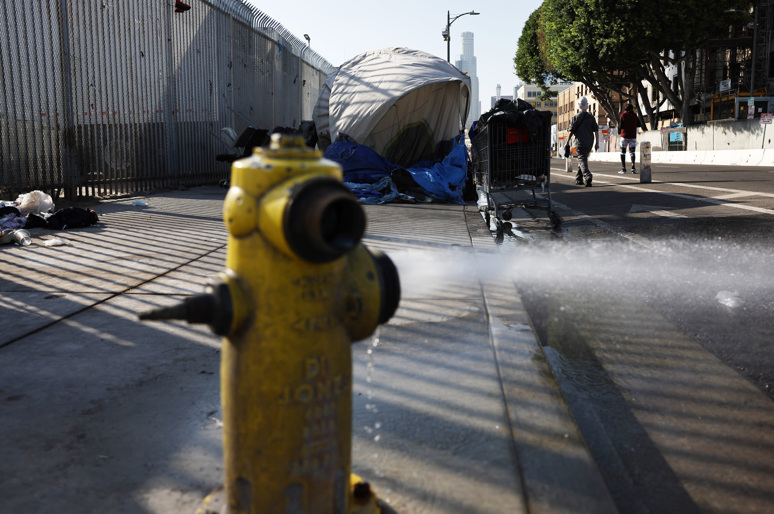 Mystery as fire hydrant thefts leave California neighborhood vulnerable