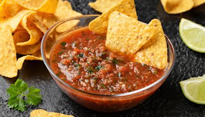 Don't Sleep On Canned Tomatoes For Easy, Flavorful Homemade Salsa