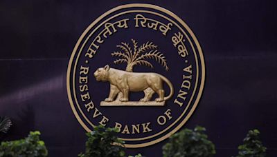 RBI asks banks and payment cos to submit status update on Microsoft outage - ET BFSI