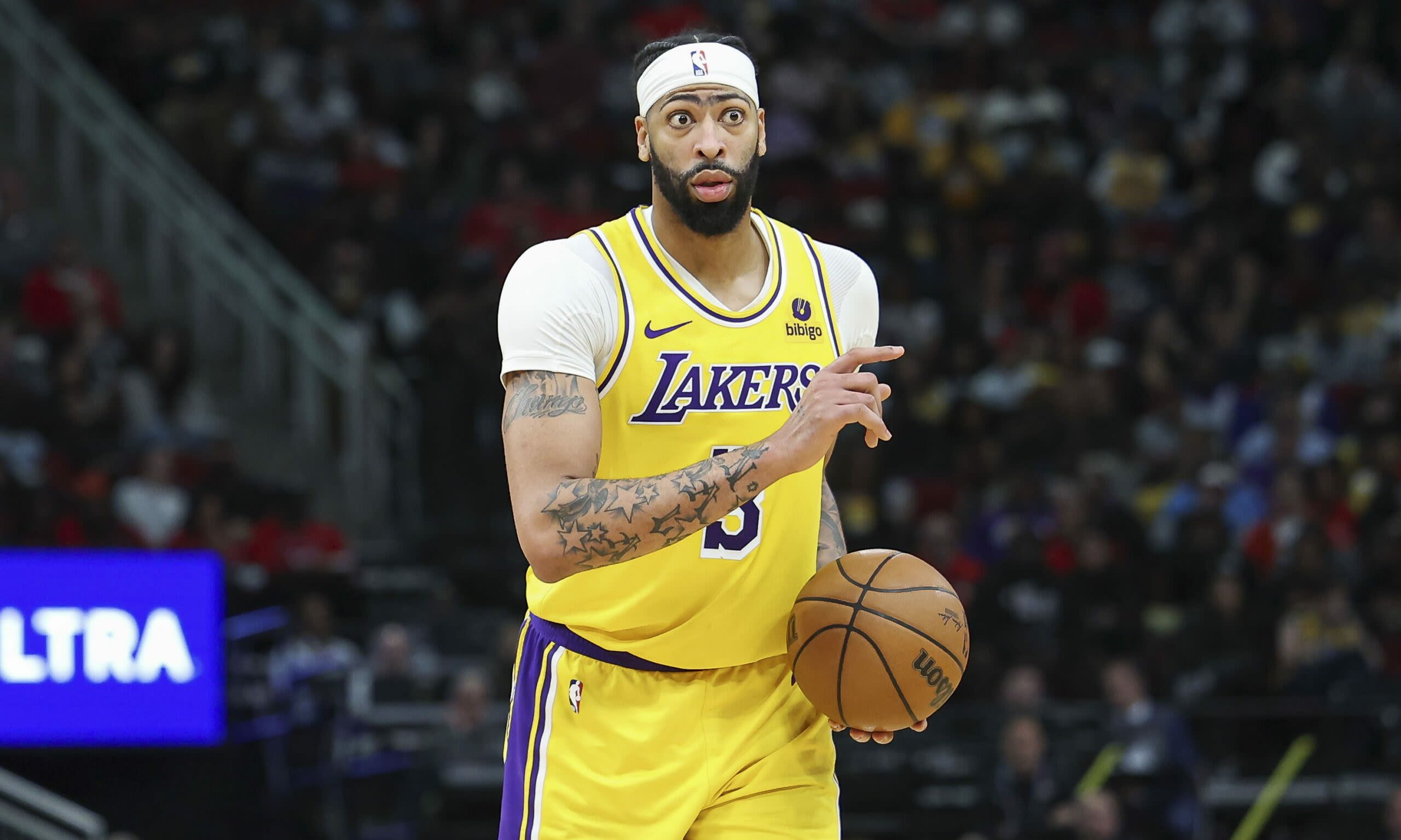 Lakers could be looking to upgrade at the center position