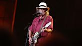 James McMurtry on Performing in Drag: ‘Every Man Should Wear a Dress Once or Twice’