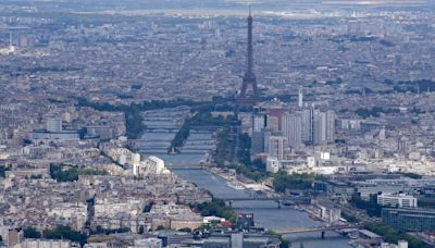 París 2024: la alcaldesa Anne Hidalgo confía que la calidad del agua del Sena permitirá hacer en ese río las pruebas de natación abierta