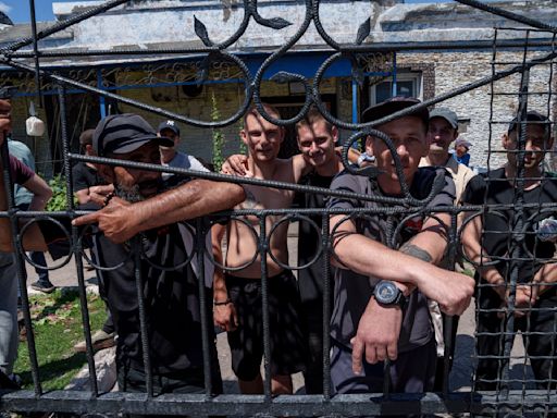 缺兵危機！烏克蘭政府推「當兵換假釋」 2.7萬囚犯或投入俄烏前線