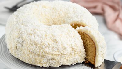 12 Bundt Cake Recipes To Satisfy Your Sweet Tooth