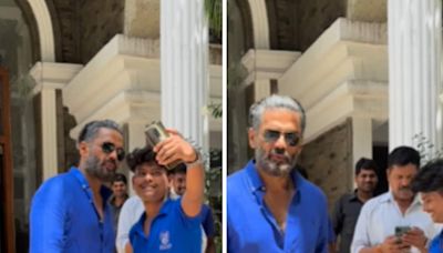 Suniel Shetty Is Redefining Salt And Pepper Trend And We Are Not Complaining - News18