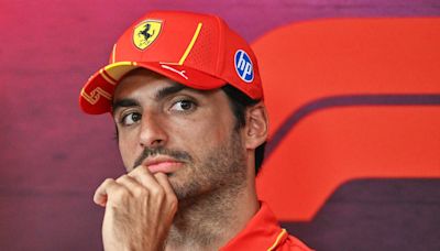 Ferrari's Carlos Sainz Signs With Williams