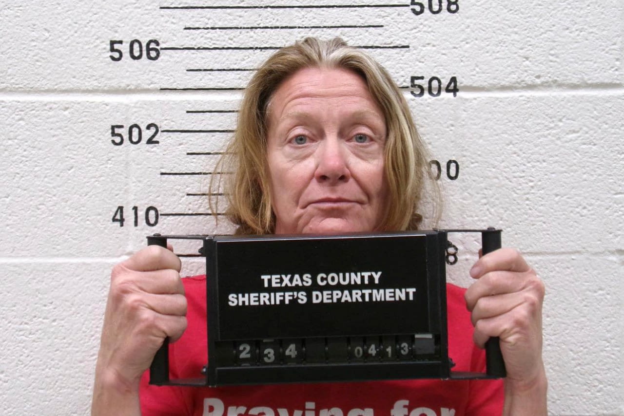 Video: Grandma accused in Kansas moms killings seen days after deaths