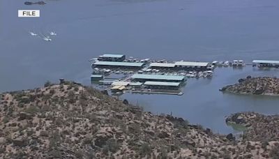 Fire crews work to reopen access to Bartlett Lake Marina as wildfire rages nearby