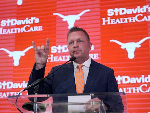 Schlossnagle says Texas needs to get ready for 'major leagues' of college baseball in the SEC