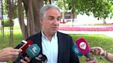 Bendodo denuncia "la pinza de PSOE y Vox" en el Ayuntamiento de Sevilla - MarcaTV