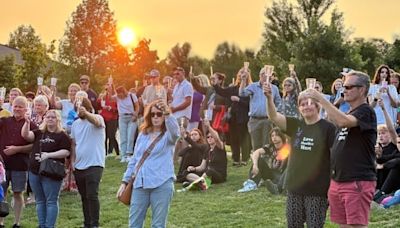 Community honours slain London, Ont., teen at candlelight vigil, vows to fight domestic violence | CBC News