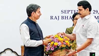 Senthil Balaji takes oath as minister