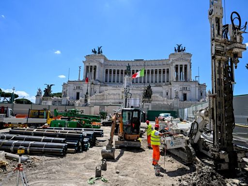 La anticuada Roma se renueva antes de llegada de millones de personas por el Jubileo