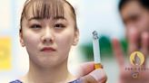 Japón expulsa a joven gimnasta de París 2024 por fumar y entrenador pide "que la comprendan"