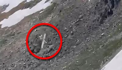 Moment Cessna comes within inches of crashing into side of mountain