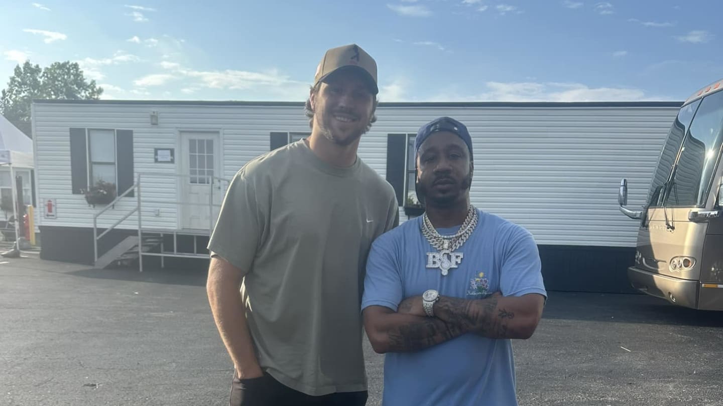 Famous Buffalo rapper chooses Bills QB Josh Allen over Stefon Diggs