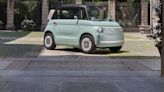 Así es el Topolino, el pequeño de Fiat que llama la atención por la ciudad